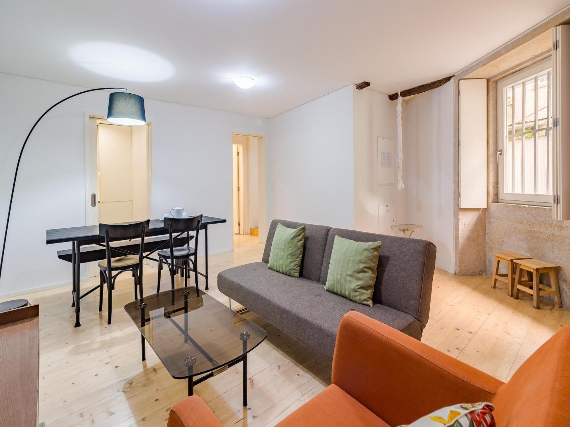 1-bedroom In Porto's Heart